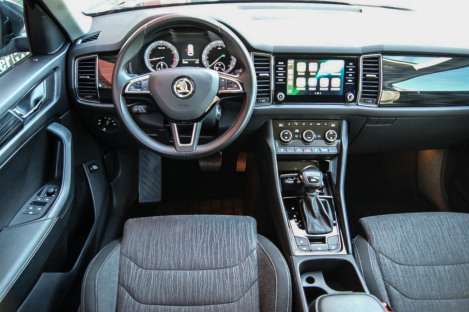 Fahrzeugabbildung SKODA Kodiaq 15TSI  STYLE 7-SITZER KAMERA NAVI LED ACC