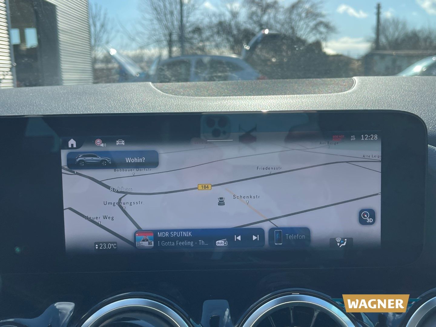 Fahrzeugabbildung Mercedes-Benz GLA 180 LED Navi Sitzheizung Frontschaden