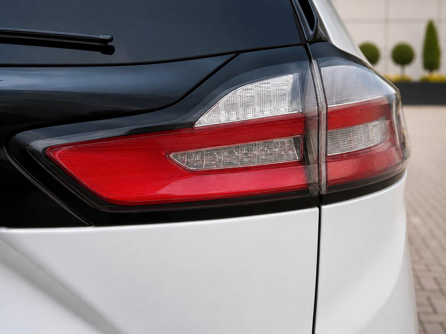 Ford Edge ST-Line4x4/Matrix/SBL/STDH/AHK/Pano/B&O/ACC