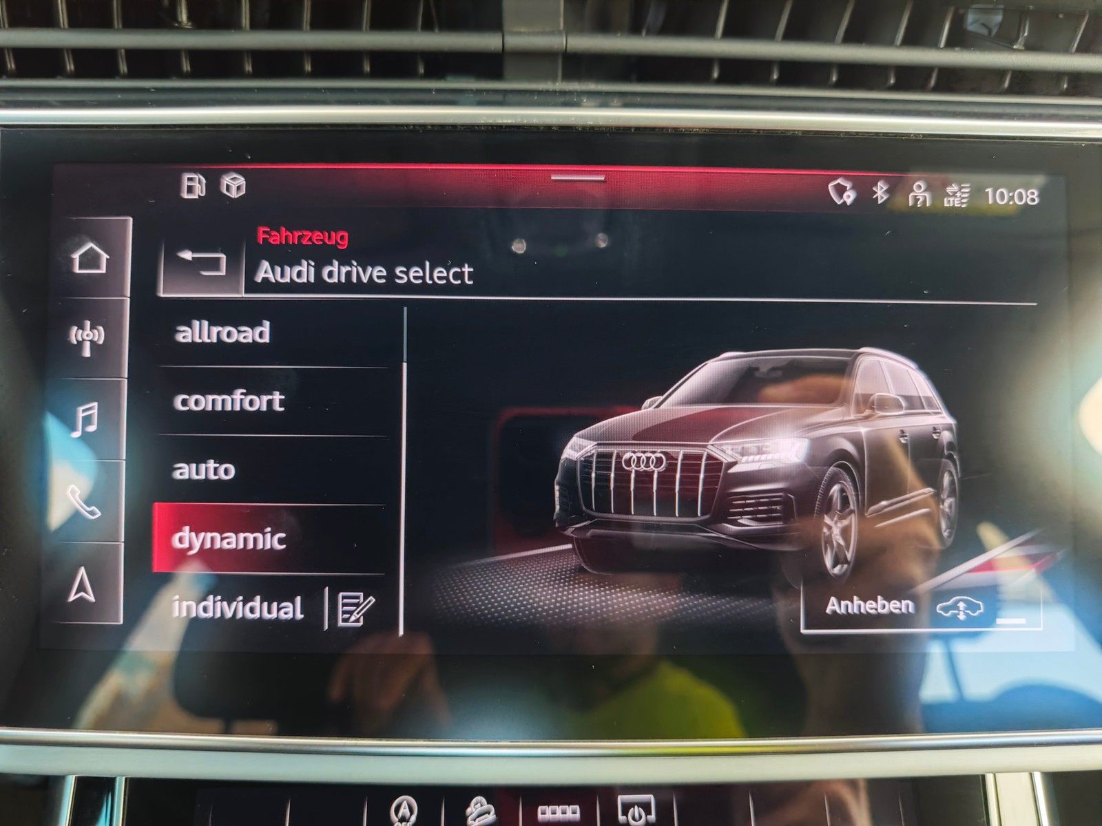 Fahrzeugabbildung Audi Q7 45 TDI quattro S line MATRIX AHK LR ACC NAVI