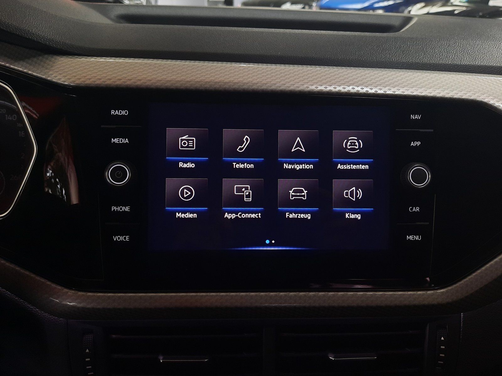 Fahrzeugabbildung Volkswagen T-Cross Move TSI *Navi*Einparkh*Sitzhzg*App-Conn