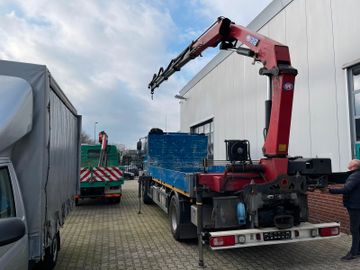 Fahrzeugabbildung DAF CF 440 mit Ladekran HMF 2120K4
