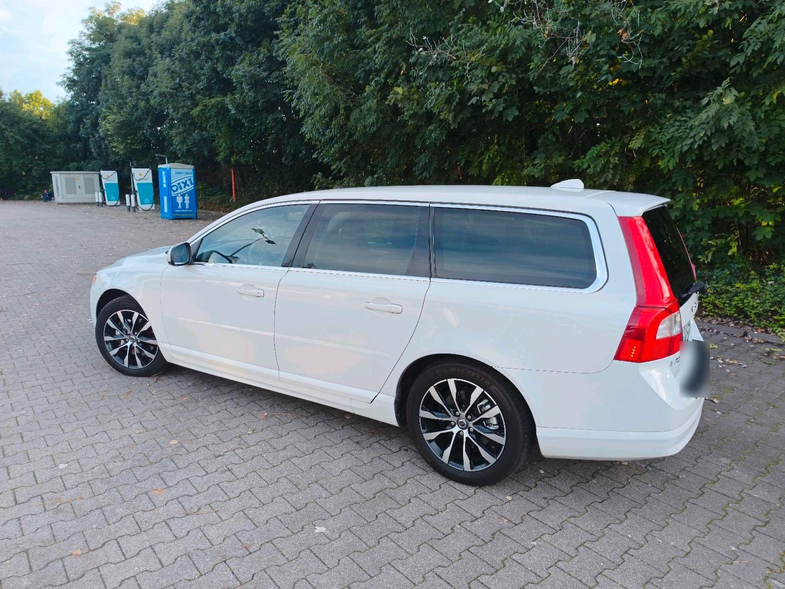 Volvo V70 2012 — photo 5
