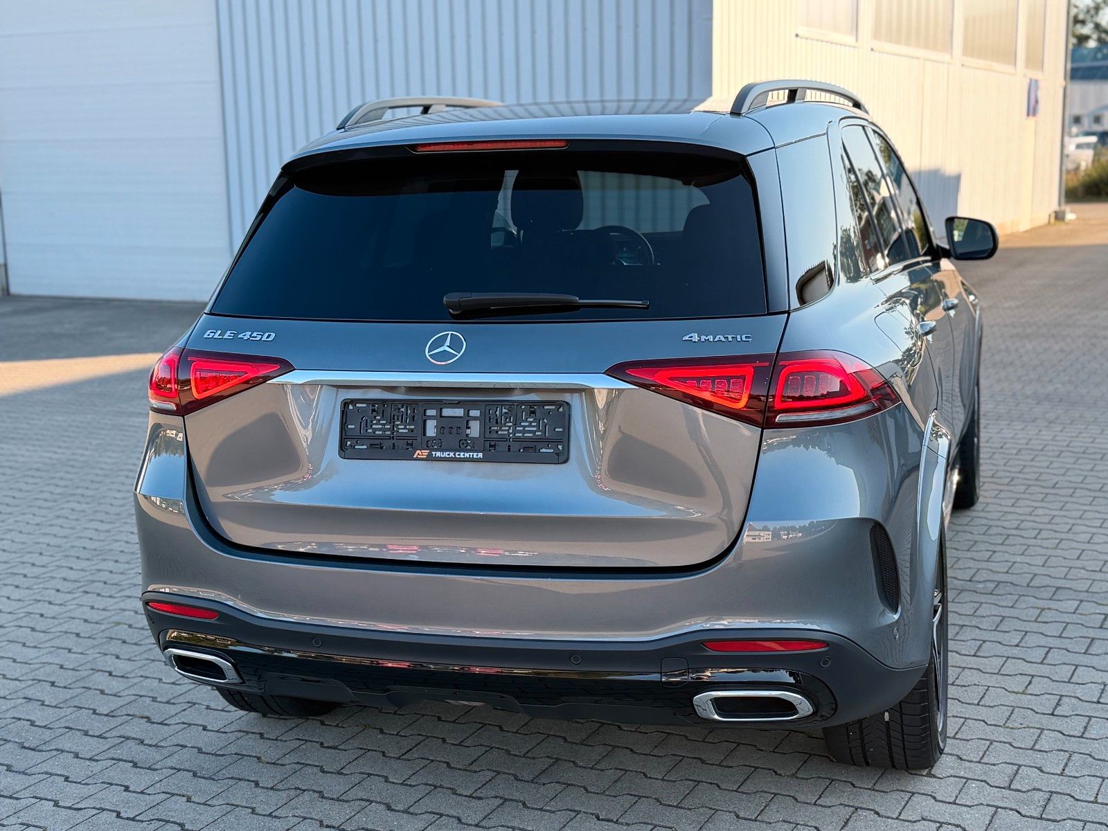 Mercedes-Benz GLE 450 AMG Night Panorama foto 8