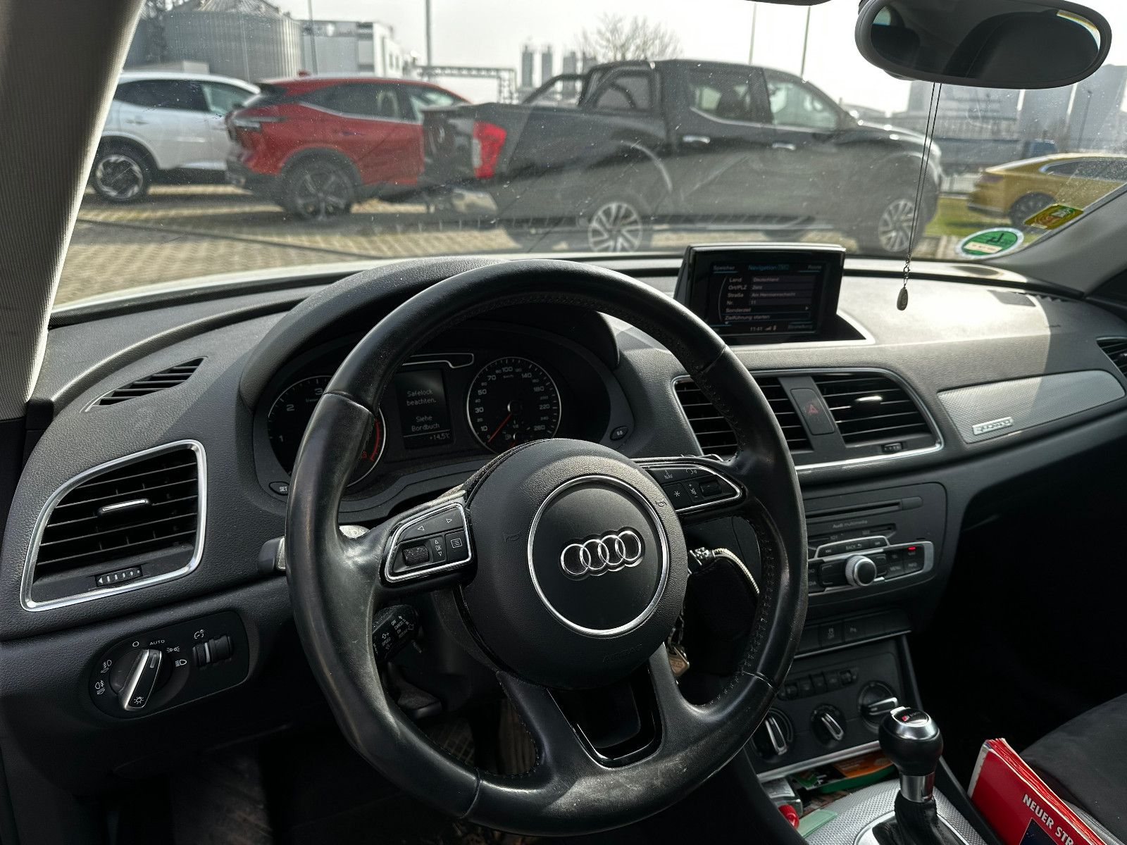 Fahrzeugabbildung Audi Q3 2.0 TDI quattro