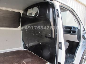 Volkswagen T6 Transporter - 12