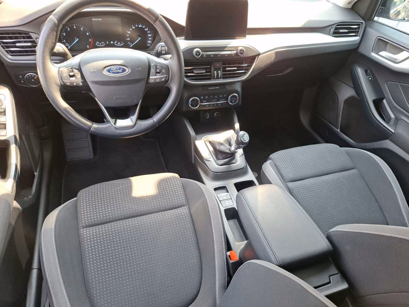 Ford Focus Cool & Connect