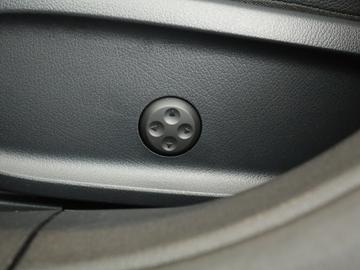صورة مصغرة 25 لـ 2021 Mercedes-BENZ A 220