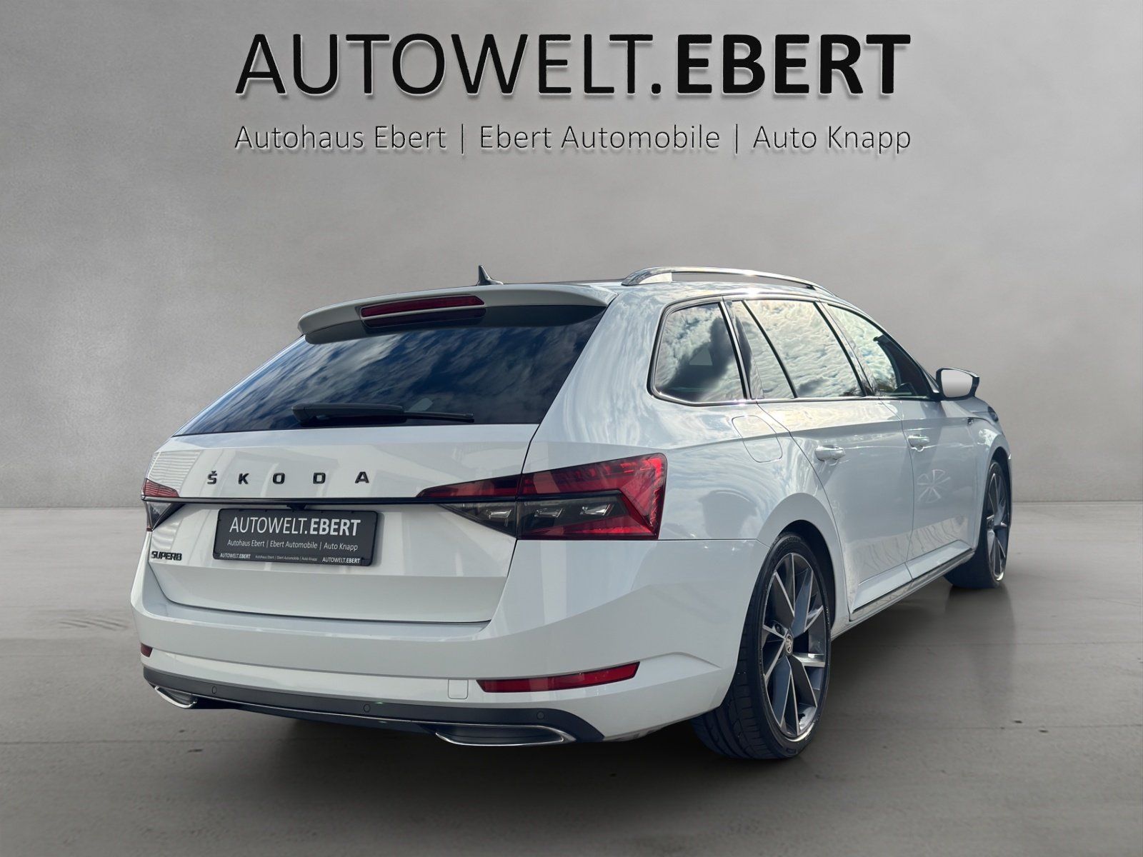 Fahrzeugabbildung SKODA Superb Combi 2.0 TSI Sportline/AHK/ACC/KAMERA/