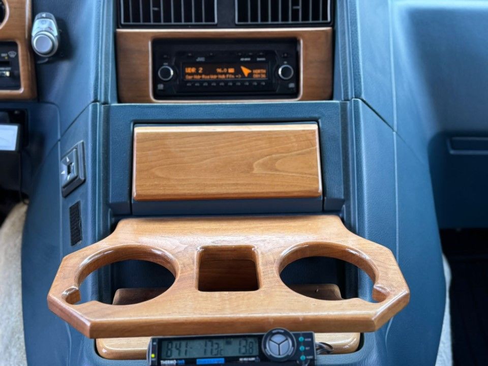 Fahrzeugabbildung Chevrolet Chevy Van G20 707 Leder deutsches Fzg AHK