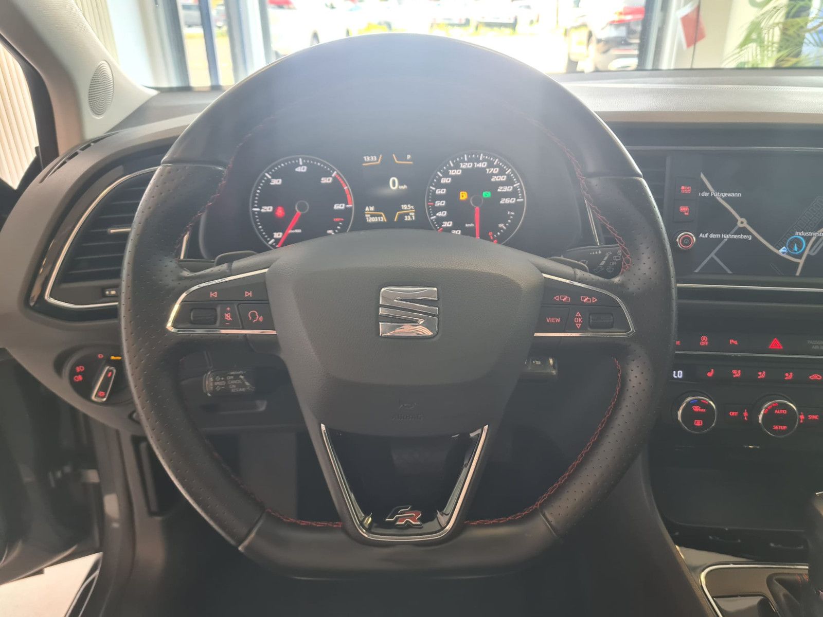 Fahrzeugabbildung SEAT Leon ST FR / KAMERA / SCHECKHEFT / GEPFLEGT