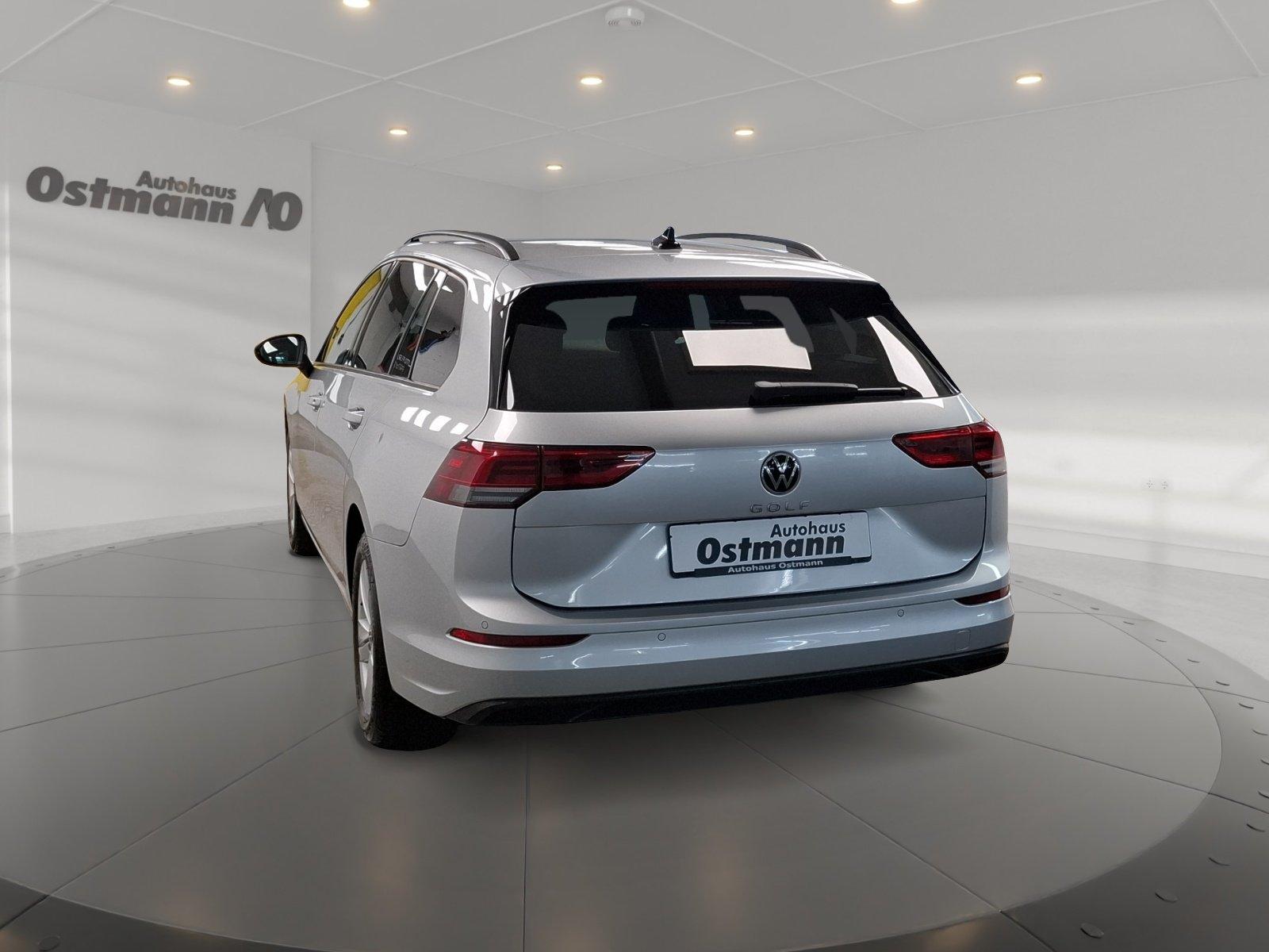 Volkswagen Golf VIII Variant 2.0 TDI Life ACC AHK SHZ Navi