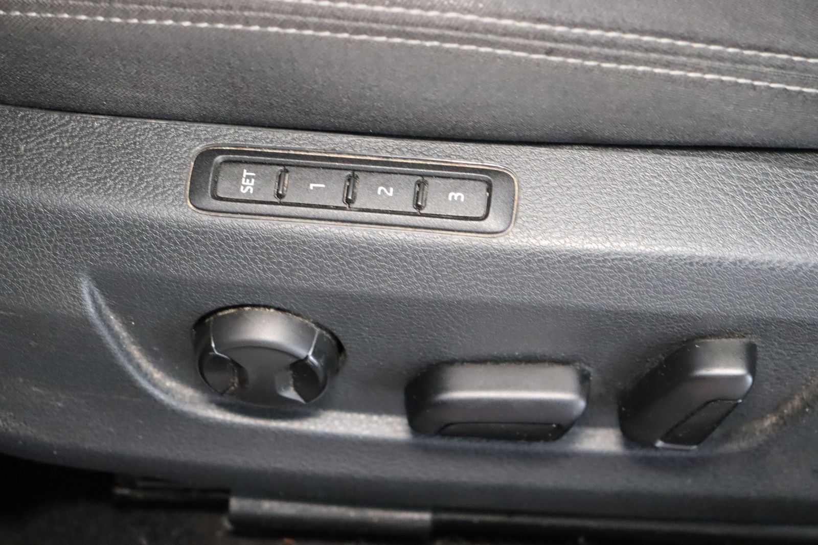 Fahrzeugabbildung SKODA Superb III Style 2.0 TDI DSG 1. Hand * Memory *