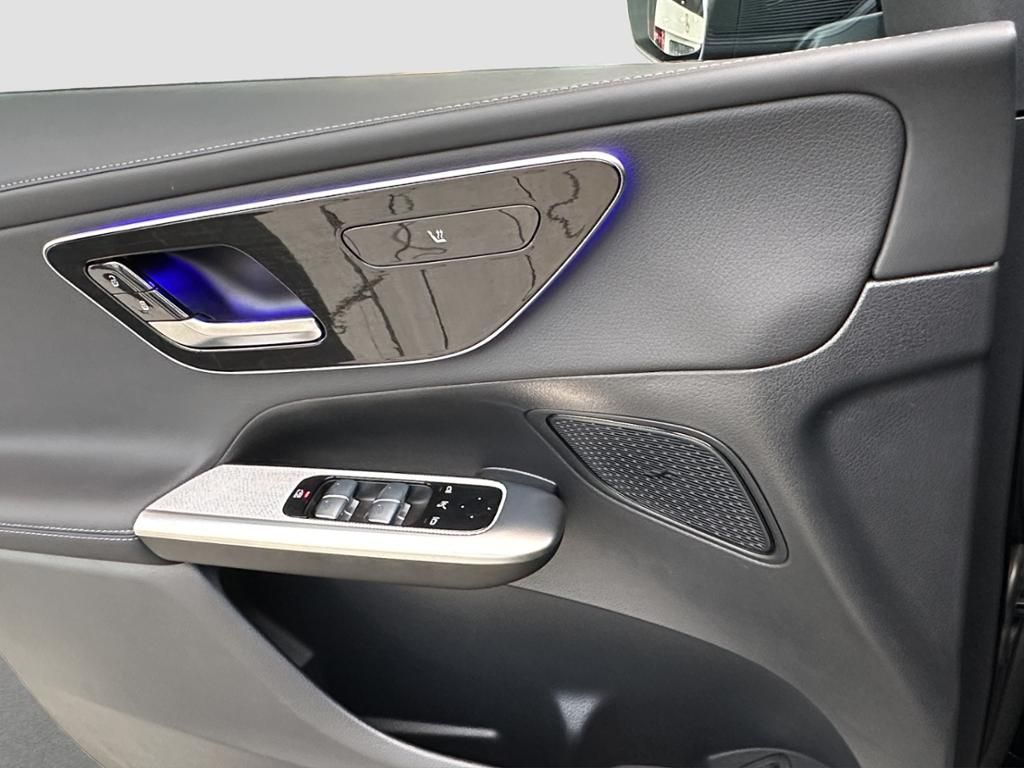 Fahrzeugabbildung Mercedes-Benz GLC 200 Edition AMG Line 4M NIGHT*MEMORY*KAMERA*