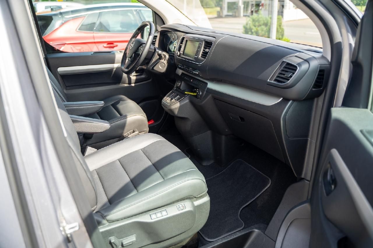 Fahrzeugabbildung Opel Zafira Life Electric Tourer M 75kw