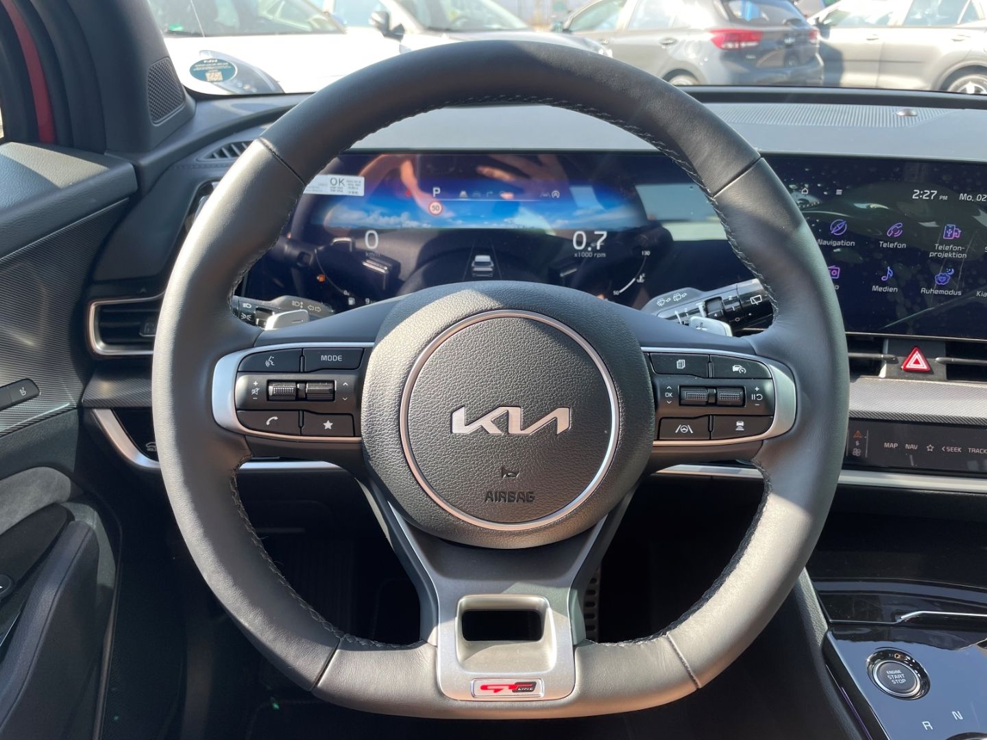 Fahrzeugabbildung Kia Sportage GT Line LED AHK Memory Verkehrszeichen