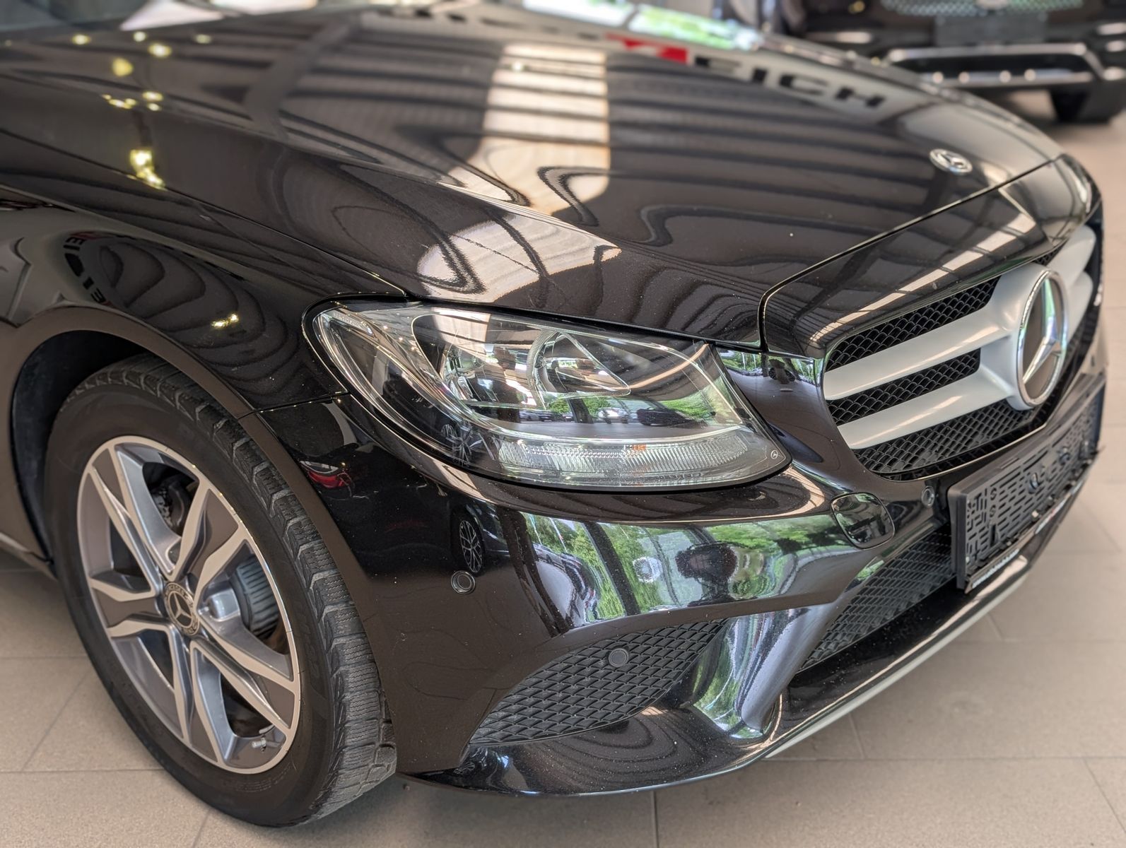 Fahrzeugabbildung Mercedes-Benz C 180 d lim. LED Burmester SHZ Park-Paket Keyles