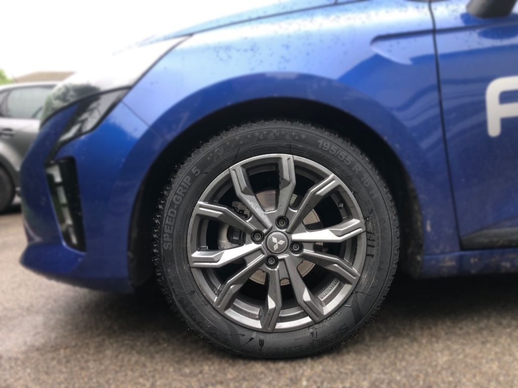 Fahrzeugabbildung Mitsubishi Colt PLUS 1.0 Benziner 5-Gang