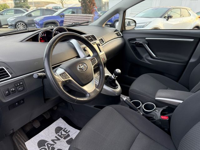 Toyota Verso Life