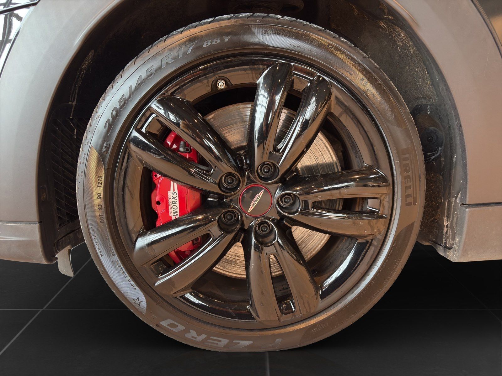 MINI John Cooper Works Cabrio - Bild 8