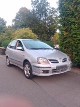 Nissan Almera Tino 1.8 - Nissan Almera Tino aus 2001