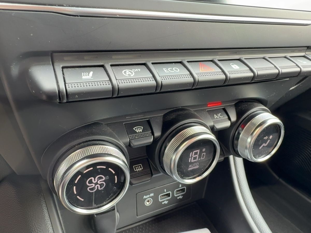 Fahrzeugabbildung Renault Captur INTENS TCe 130 EDC GPF EPH NAVI SZH KAM