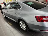 Skoda Superb 2.0 TDI SCR 140kW DSG Ambition Ambition - Skoda Superb in Duisburg
