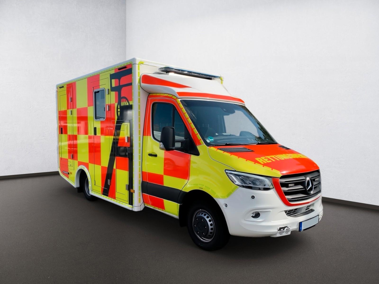 Mercedes-Benz Sprinter 519 CDI RWD Automatik Rettungswagen RTW