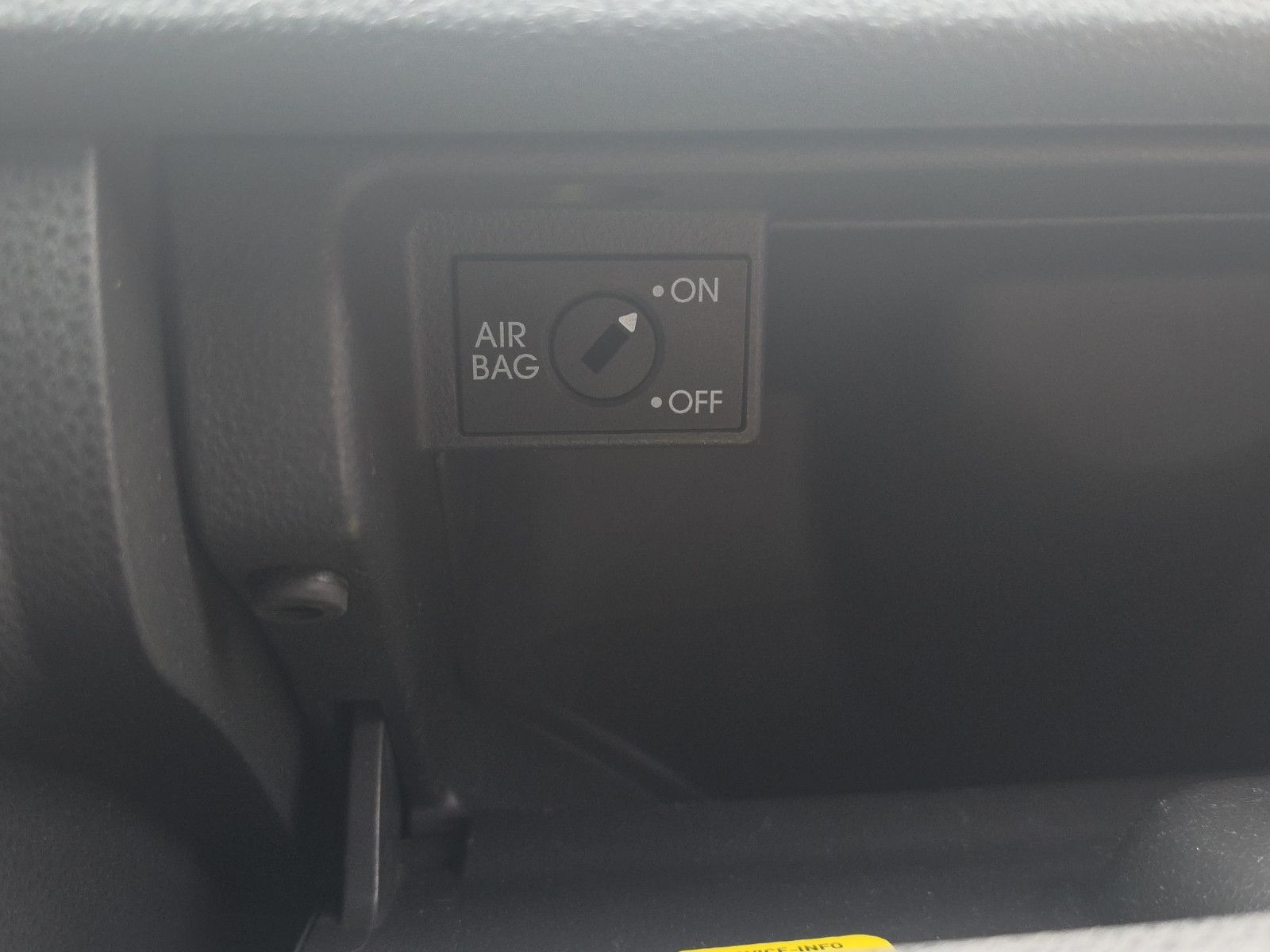 Fahrzeugabbildung Volkswagen Polo IV GTI TÜV SERVICE NEU