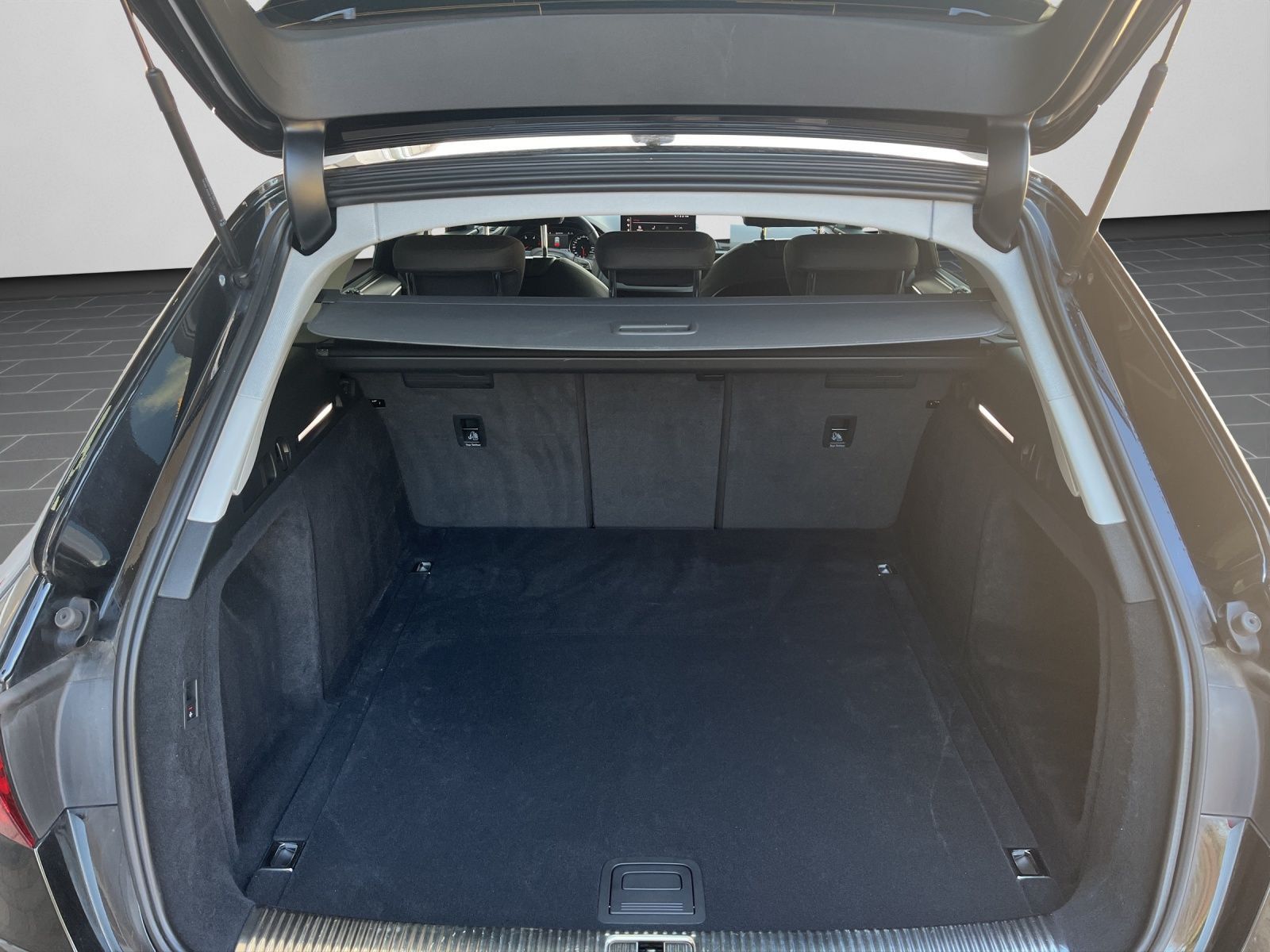 Audi A4 - Bild 16