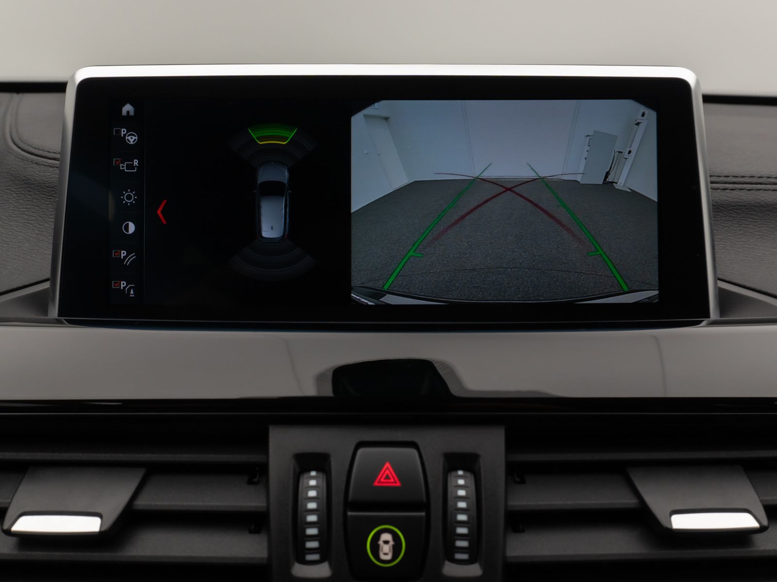 Fahrzeugabbildung BMW X1 xD25e Sport Line Kamera DAB HiFi LED 18Zoll