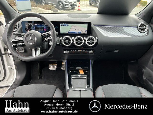 Fahrzeugabbildung Mercedes-Benz GLA 200 AMG/NIGHT/MULTIB./AHK/360/DISTRO./TOTW./