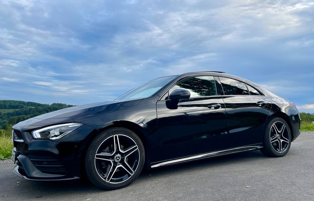 Mercedes-Benz CLA 180