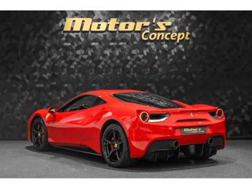 2015 Ferrari 488 GTB 照片 7