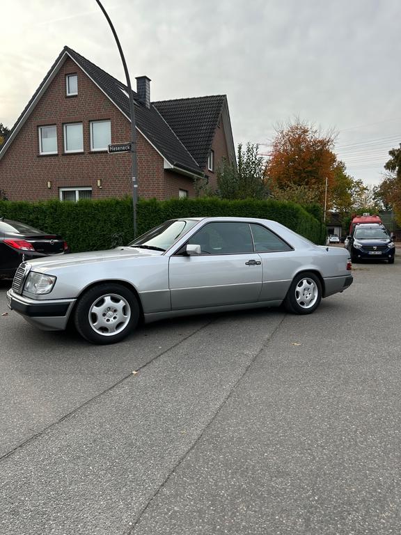 Mercedes-Benz CE 300