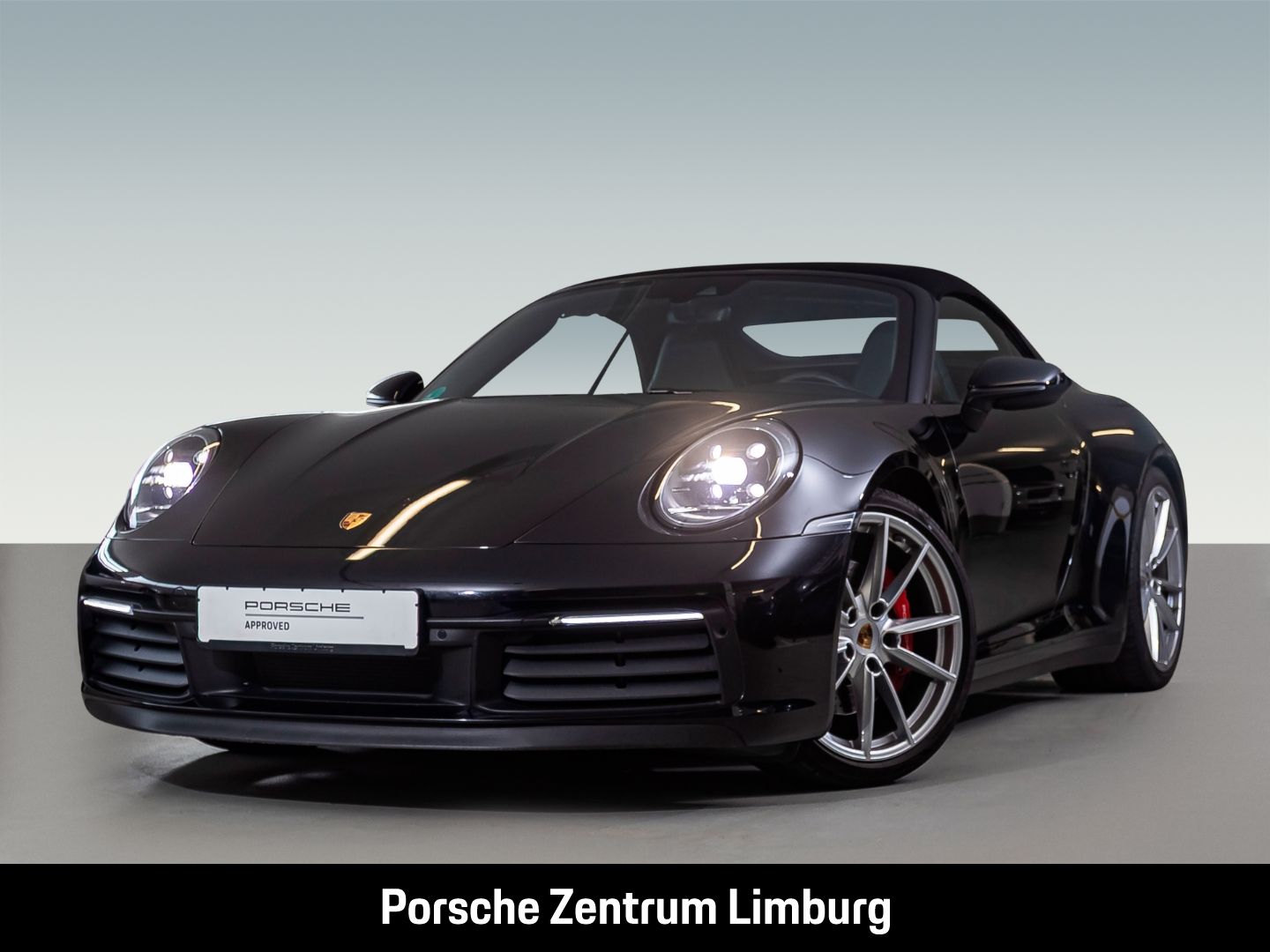 PORSCHE 992 911 Carrera 4S Cabrio Sportabgas Sportfahrwe