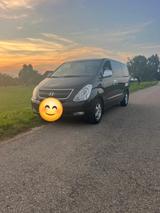 Hyundai H1 starex 2.5 motor 8 setze platz - scheckheftgepflegte Hyundai H-1 Starex