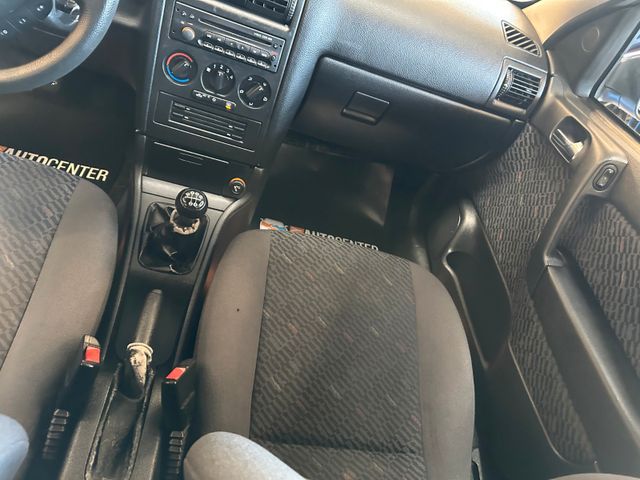 Opel Astra 1.6 16V Comfort *AHK*Klima*CD-Wechsler*