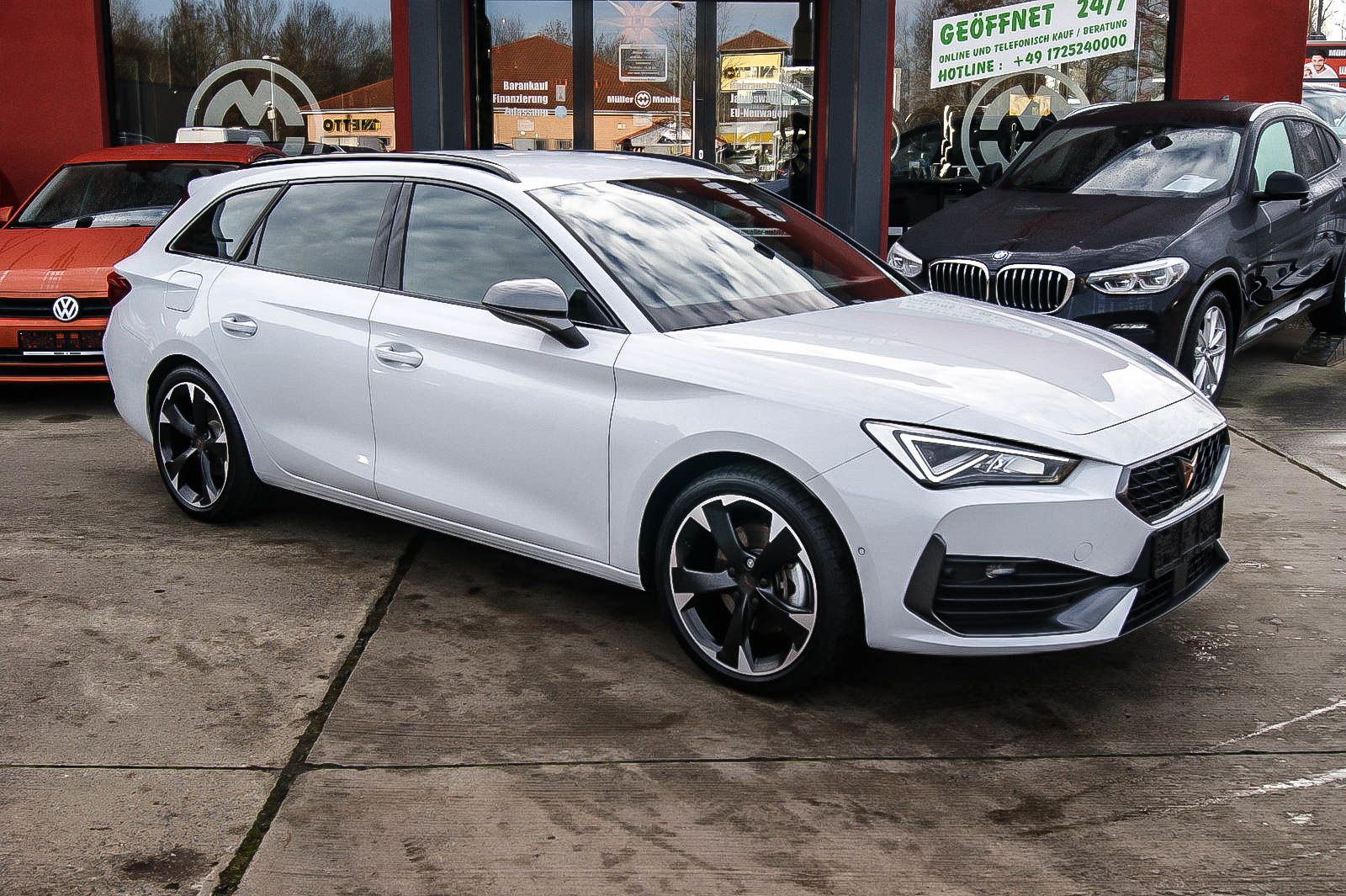 Fahrzeugabbildung CUPRA Leon Sportstourer e-HYBRID VIRTUAL ACC XL 1HAND