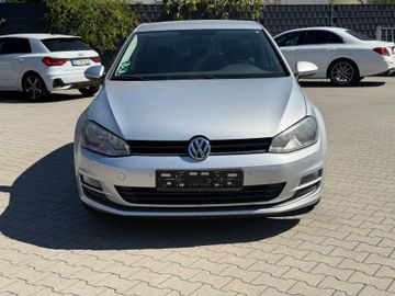 Volkswagen Golf - 3