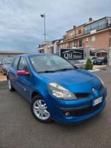 Renault Clio 1.5 dCi 70CV 5 porte Luxe - Renault Clio aus 2006 mit Diesel-Antrieb