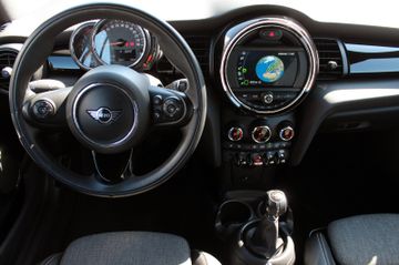 Fahrzeugabbildung MINI One Cabrio Chili LED Temp. PDC Navi SHZ BT