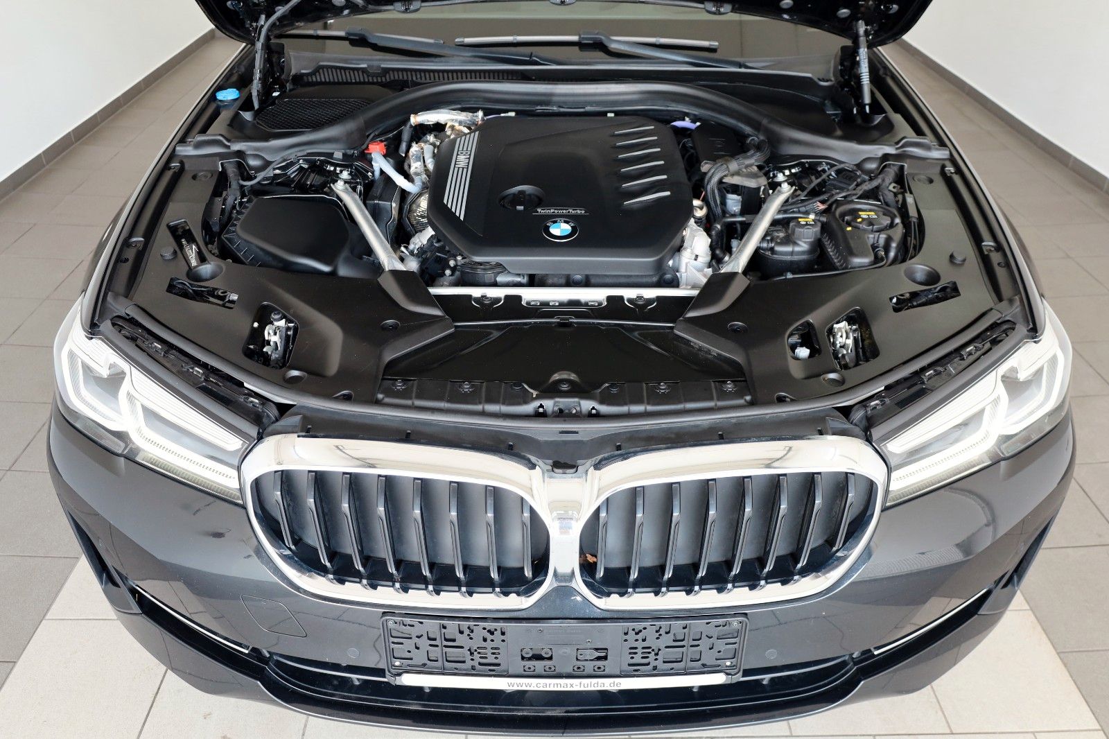 Fahrzeugabbildung BMW 530 d xDrive, Leder,Navi,LED,SH,HUD,Kamera