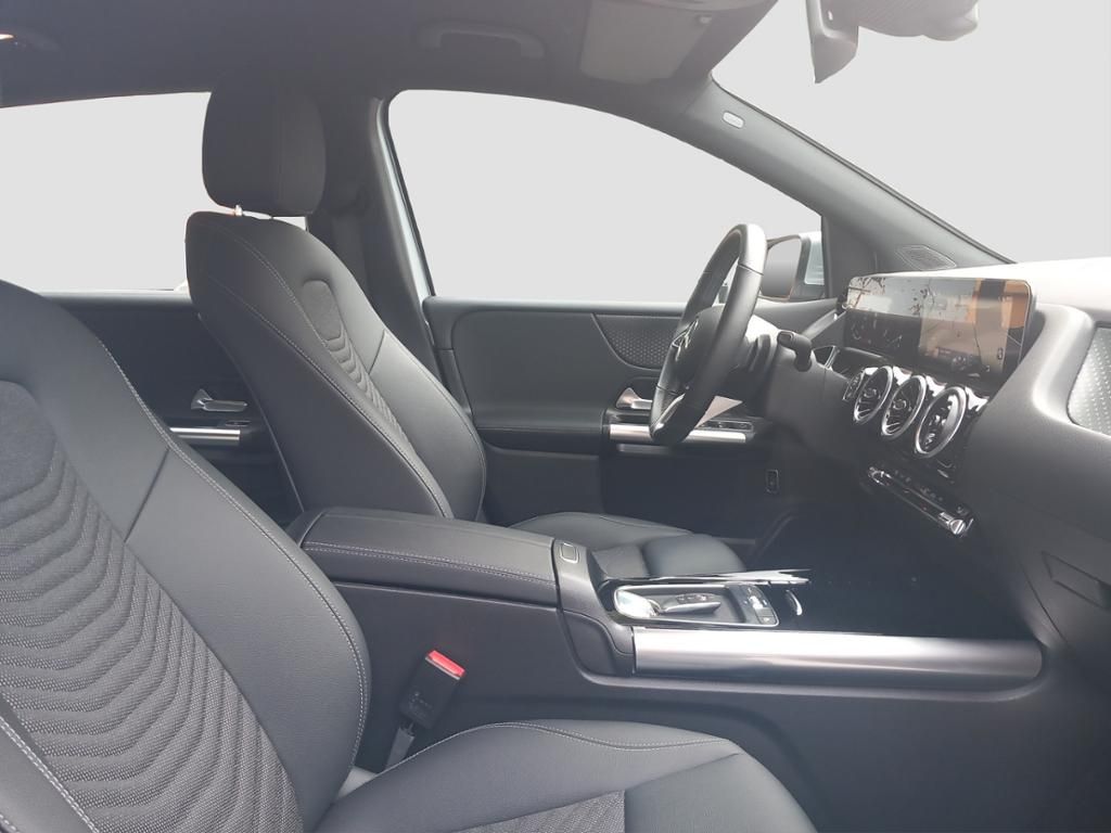 Fahrzeugabbildung Mercedes-Benz B 180 Navi*PDC*el.Heck*LED*SpurH*Virtual*SHZ*LM