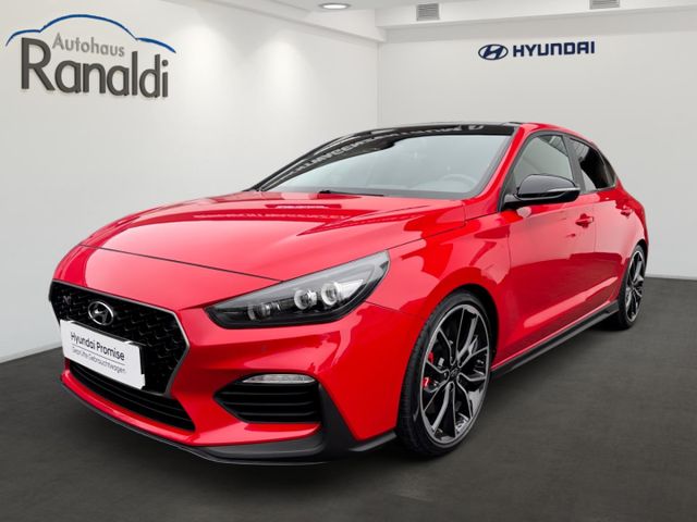 Hyundai i30 Fastback N Performance 2.0 T-GDi++1. Hand!++