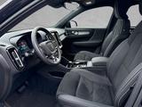 Volvo XC40 B4 Ultimate Dark Automatik AHK ACC BLIS - Volvo XC40 in Karlsruhe