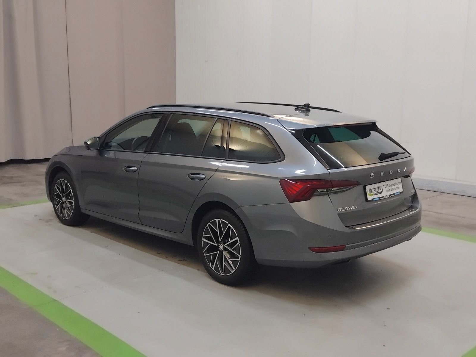 Skoda Octavia (07/2022, Benzin)