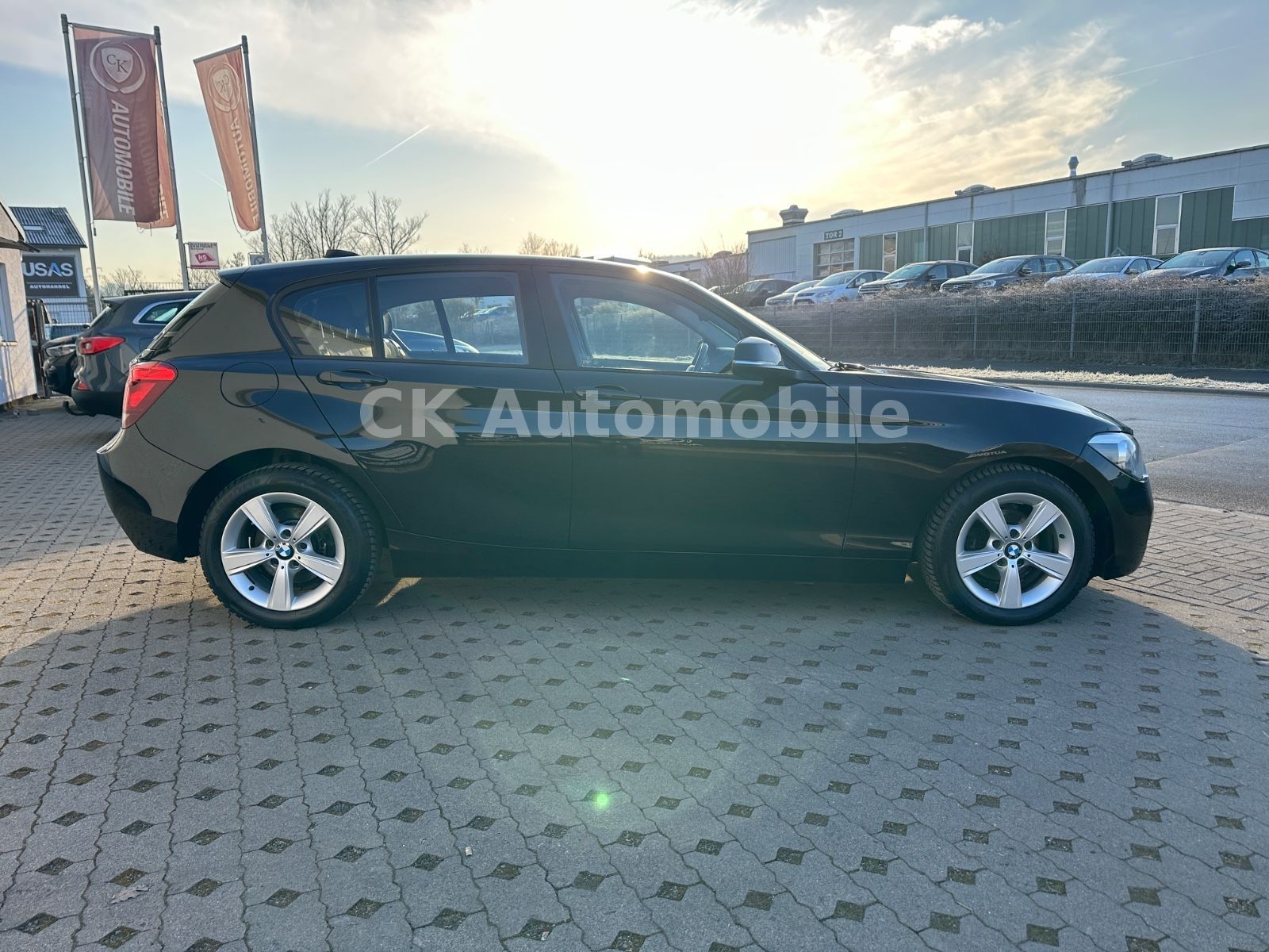 Fahrzeugabbildung BMW 116d  5-trg./Navi/Klimaautomatik/SHZ/PDC