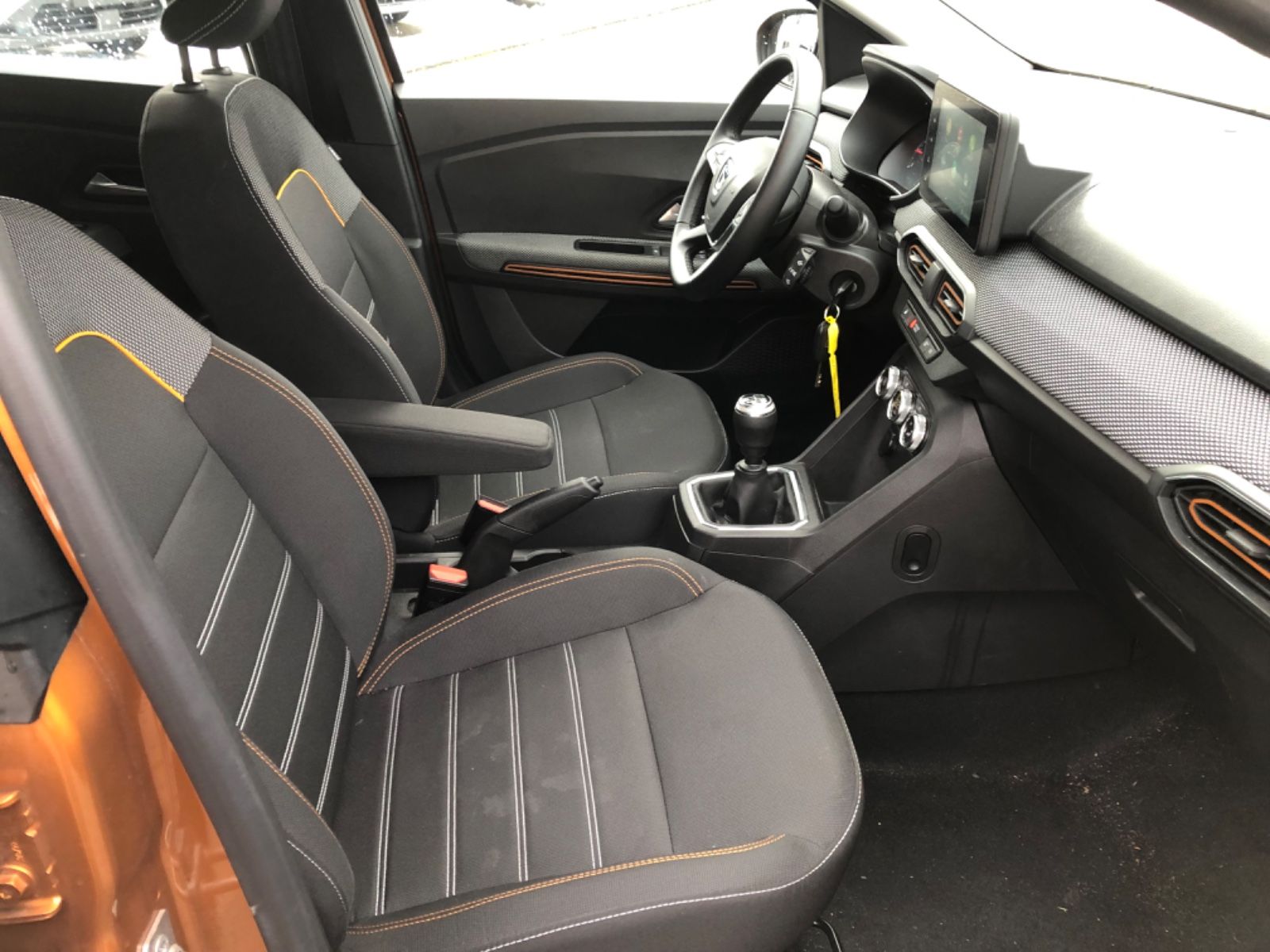 Dacia Sandero - Bild 2