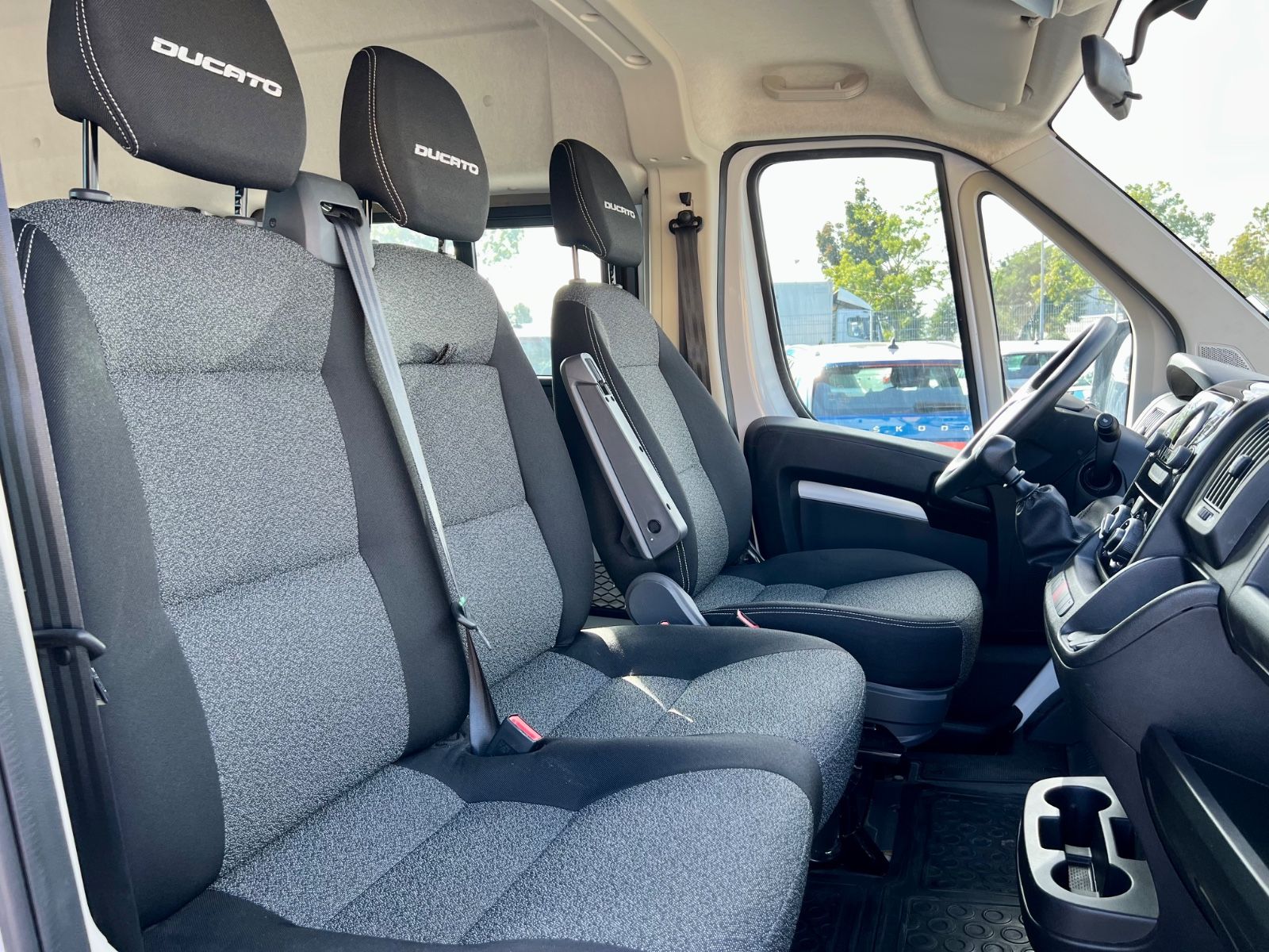 FIAT Ducato L2H2 140PS 9-SITZER KLIMA BLUETOOTH GZJR